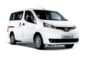 Запобіжник та реле Nissan NV200