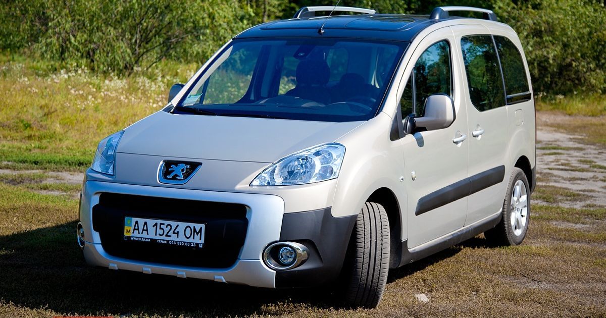Запобіжник та реле Peugeot Partner