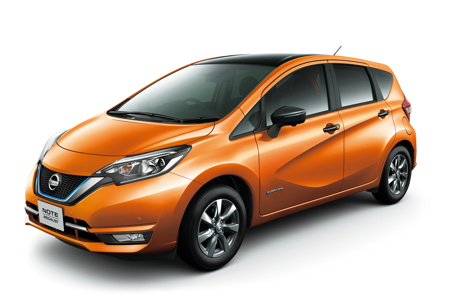 Запобіжник та реле Nissan Note